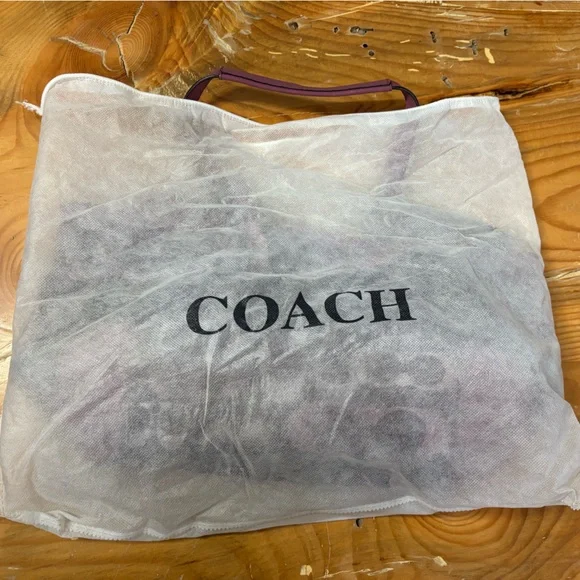 Coach Maroon Signature Shoulder Bag - Picture 4 of 4